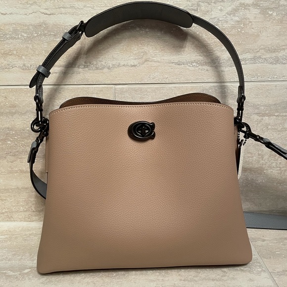 coach willow shoulder bag taupe